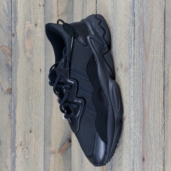 adidas Ozweego Originals Men's Sneakers Shoes Triple Black - Picture 3 of 9